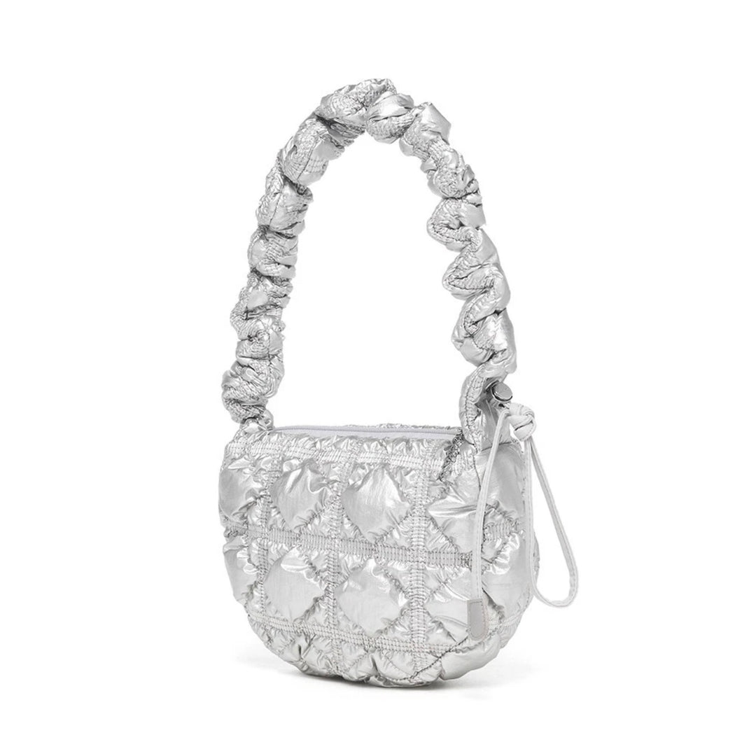 Carlyn Poing In Silver