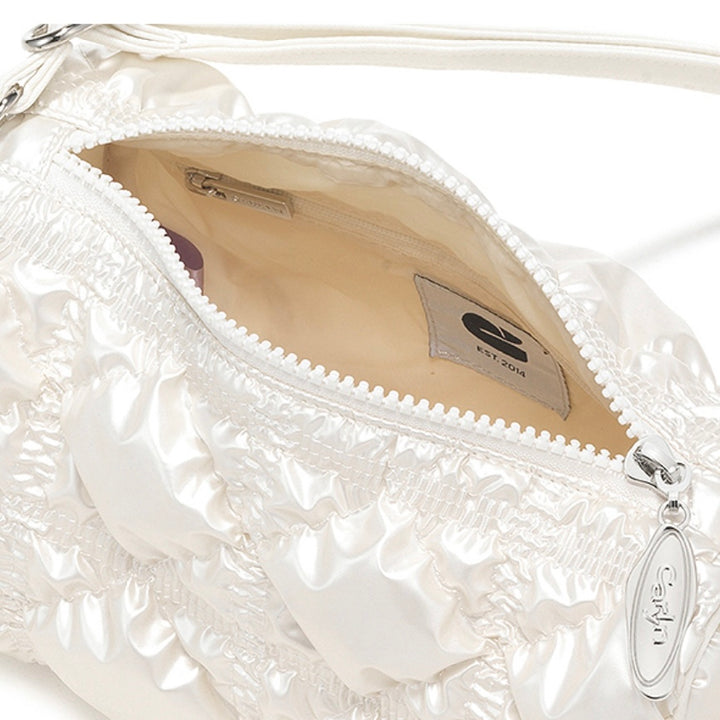 Carlyn Kira in Pearl White