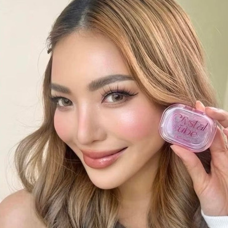 Crystal Clear Blush that changes color with your PH