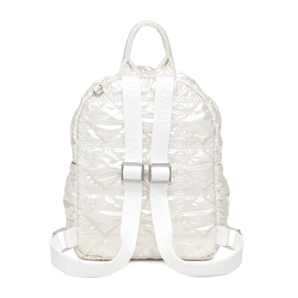 Carlyn Mellow in Pearl White