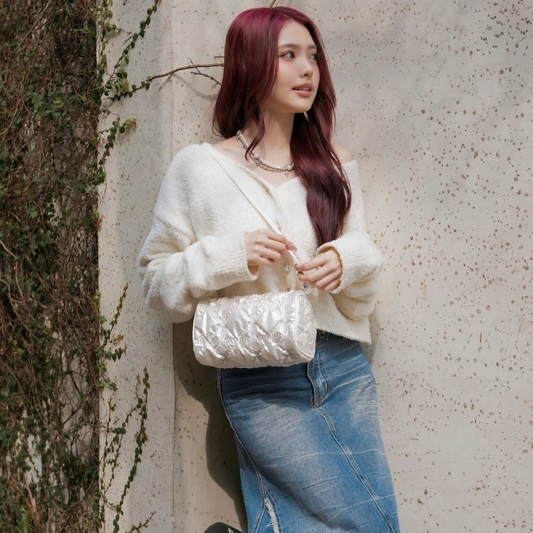 Carlyn Kira in Pearl White