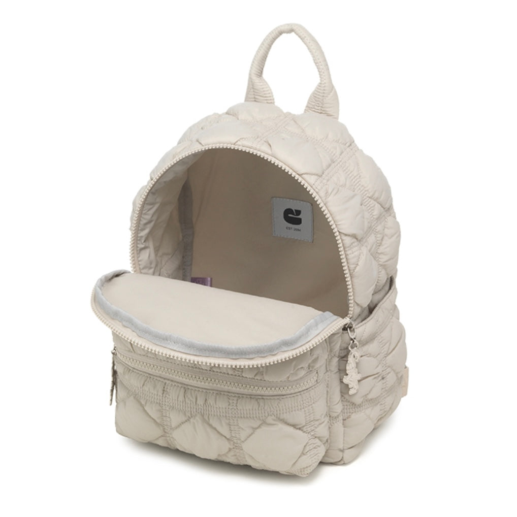 Carlyn Mellow in Spring Gray
