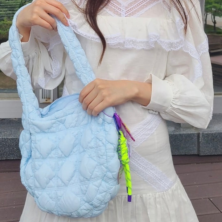 Carlyn Soft M in Blue