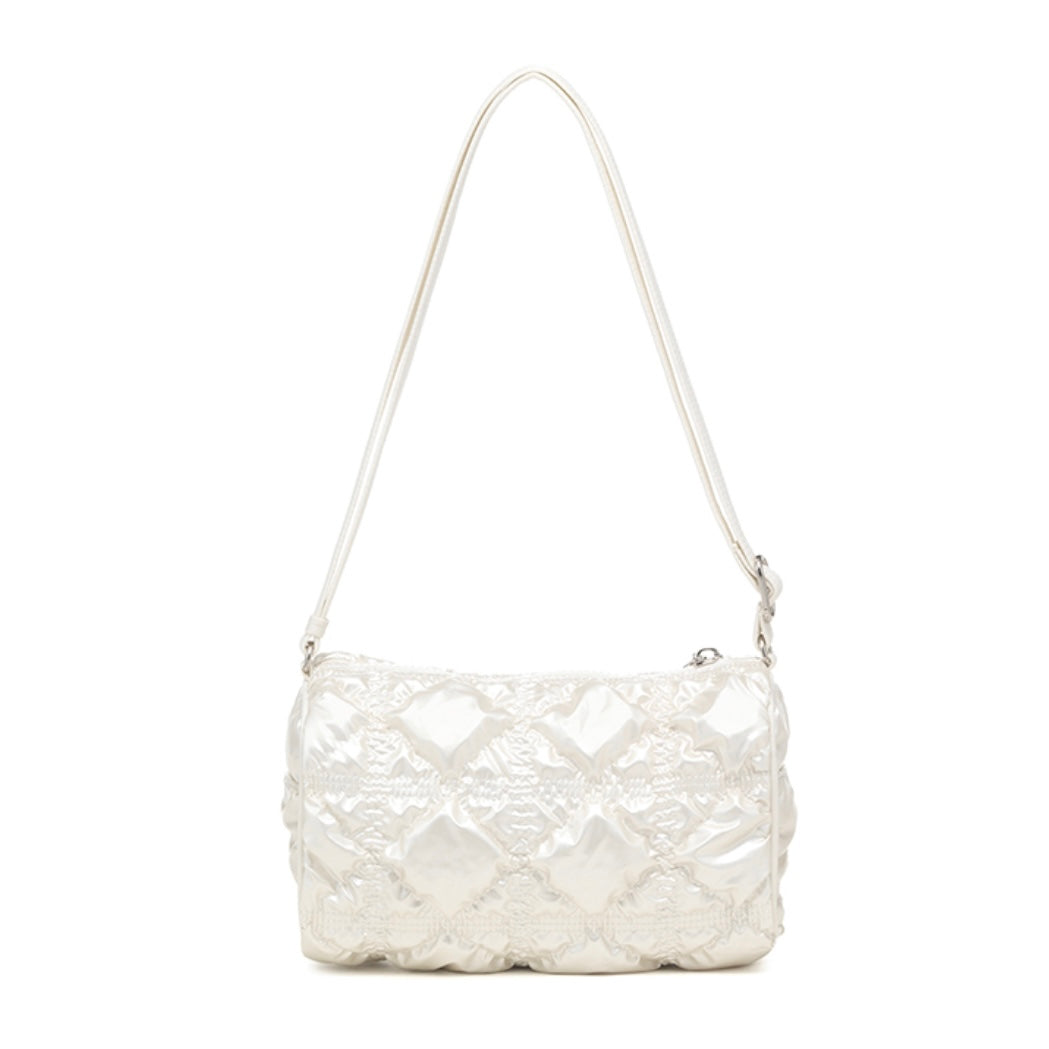 Carlyn Kira in Pearl White