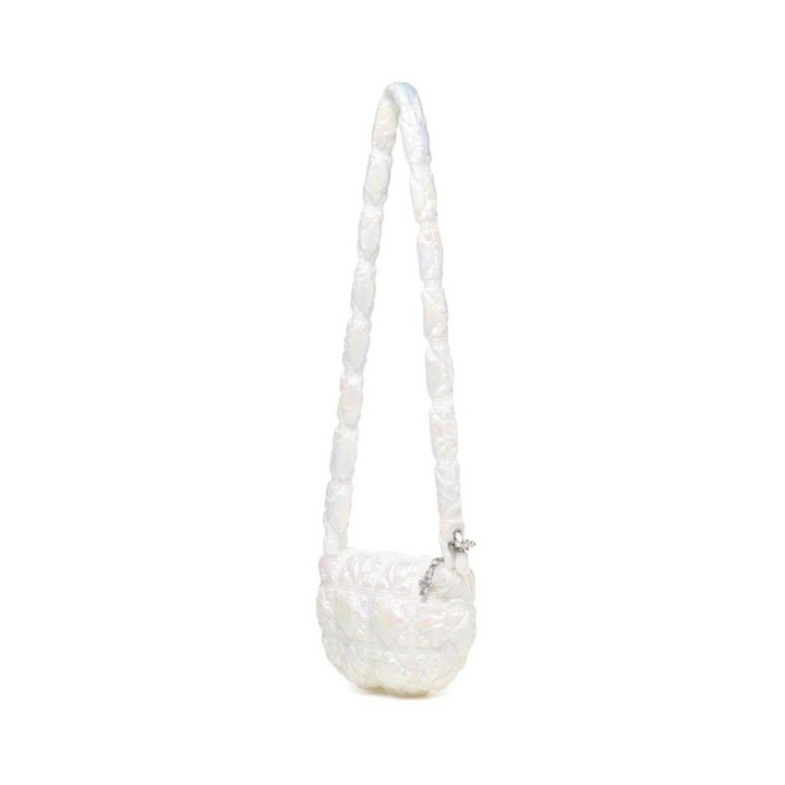 Carlyn Poing In Pearl White