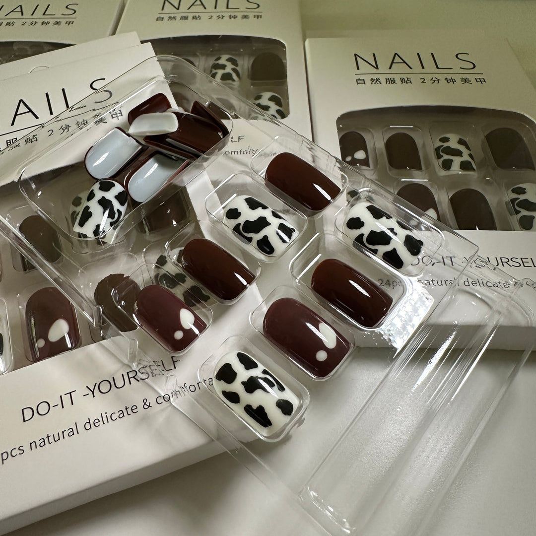 Cute Cow Nail 24pcs Brown False Nails + 1pc Jelly Glue P109