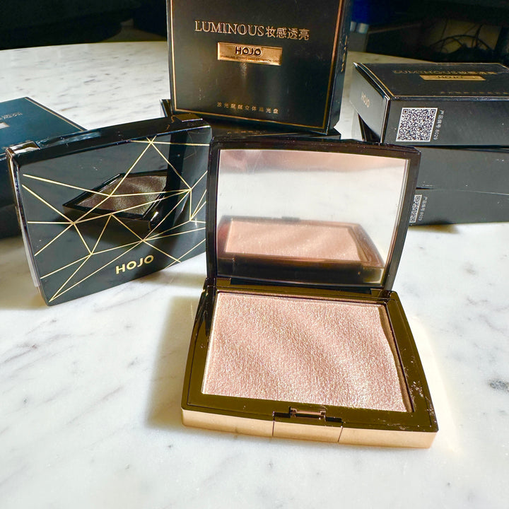 HOJO LUMINOUS Highlighter Makeup