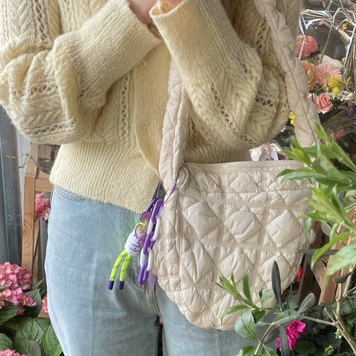 Carlyn Soft M in Ivory