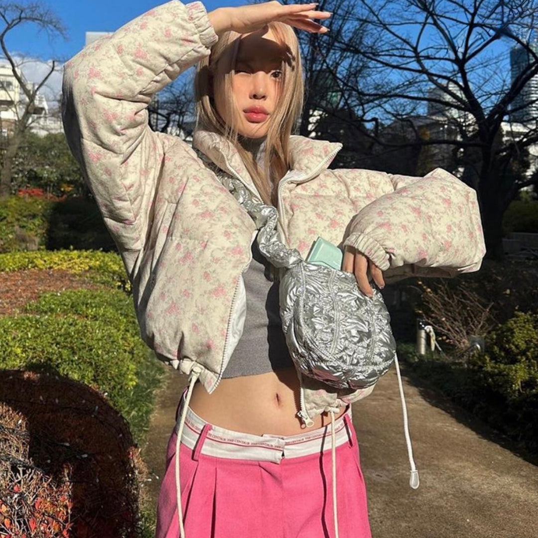 Carlyn Poing In Silver