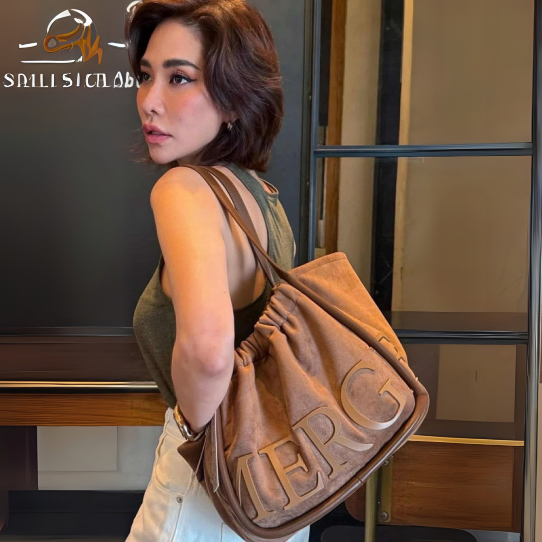 Merge Bag Medium in Rusty Brown