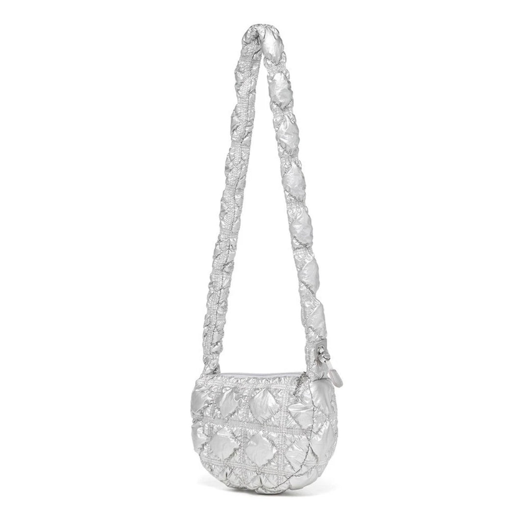 Carlyn Poing In Silver
