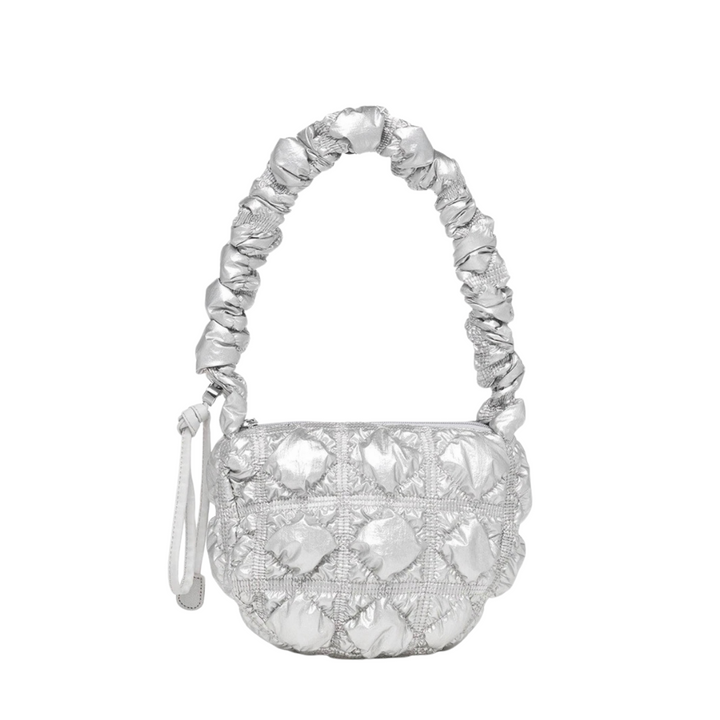 Carlyn Poing In Silver