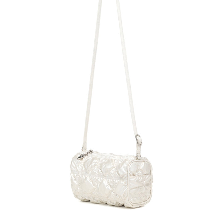 Carlyn Kira in Pearl White