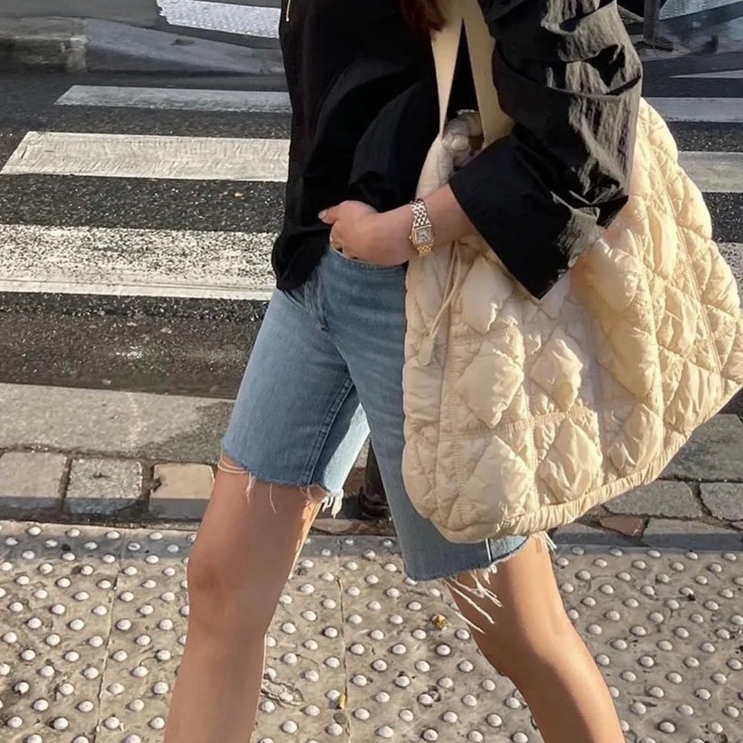Carlyn Weekender in Ivory