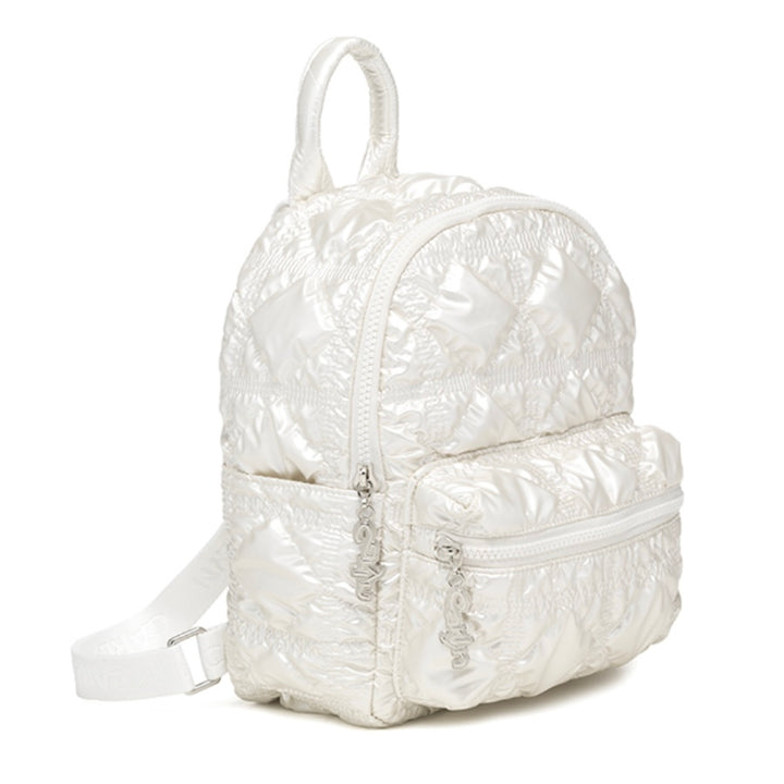 Carlyn Mellow in Pearl White