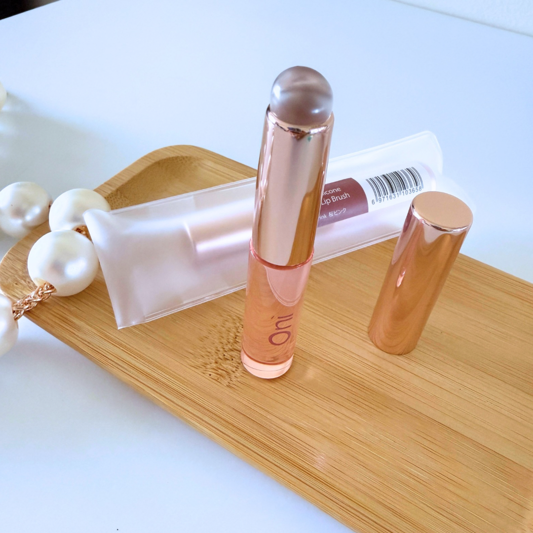 Oni Silicone Lip Brush