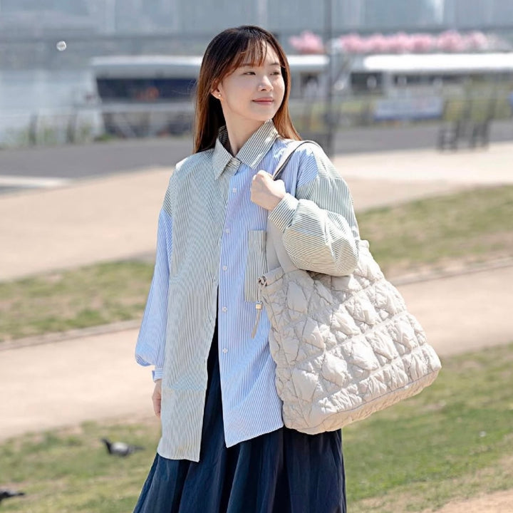 Carlyn Weekender in Spring Gray