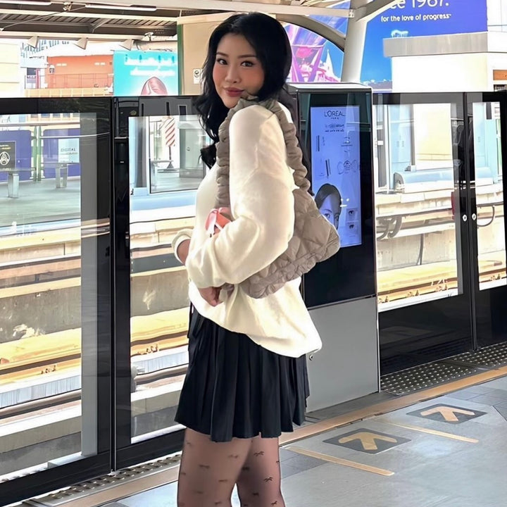 Carlyn Luke in Taupe