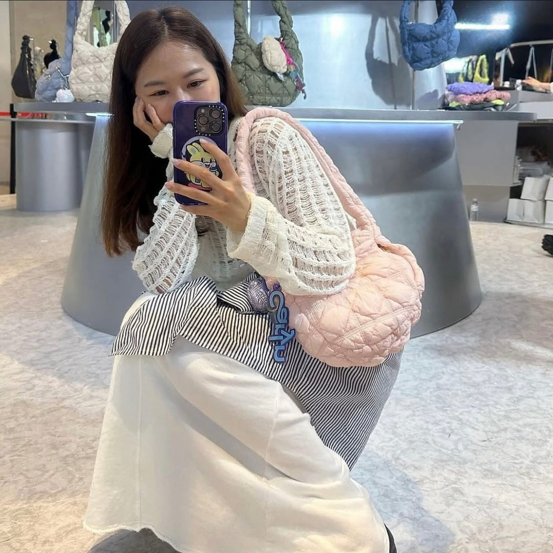 Carlyn Soft M in Pink