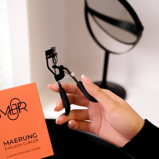Mae Rung Premium Eyelash Curler – Perfect Curl