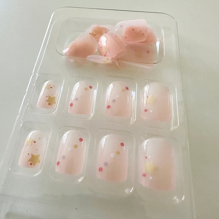 Light Pink with star Nail 24pcs Brown False Nails + 1pc Jelly Glue P101