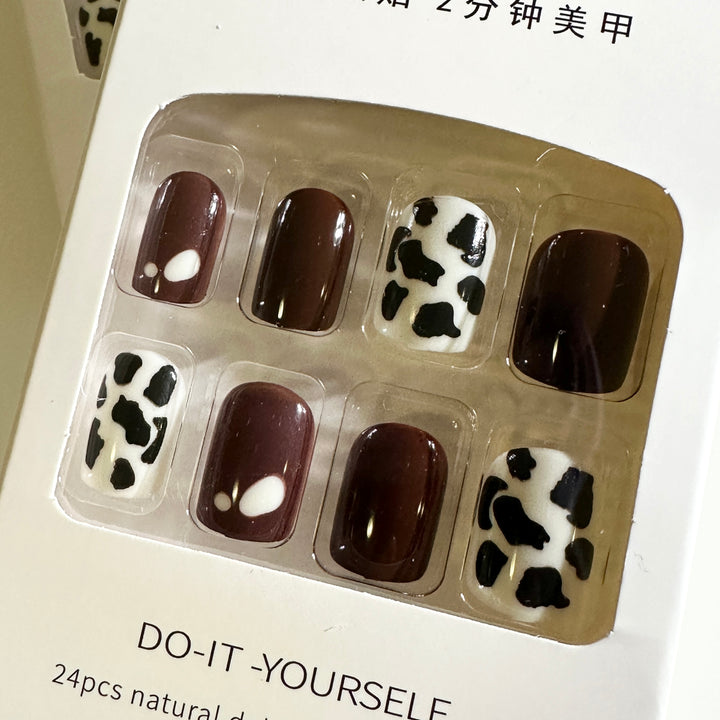 Cute Cow Nail 24pcs Brown False Nails + 1pc Jelly Glue P109