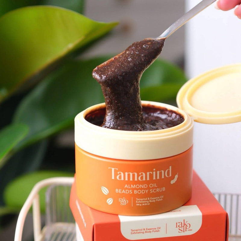 RAKSI Tamarind Milk Body Scrub