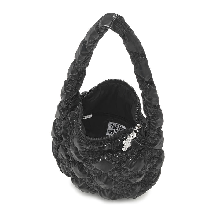 Carlyn Soft M