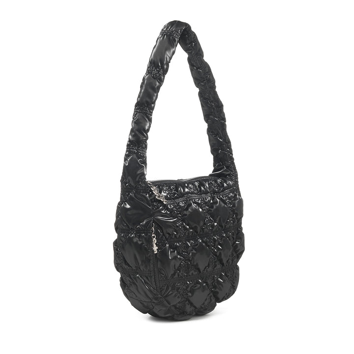 Carlyn Soft M