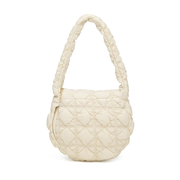 Carlyn Soft M