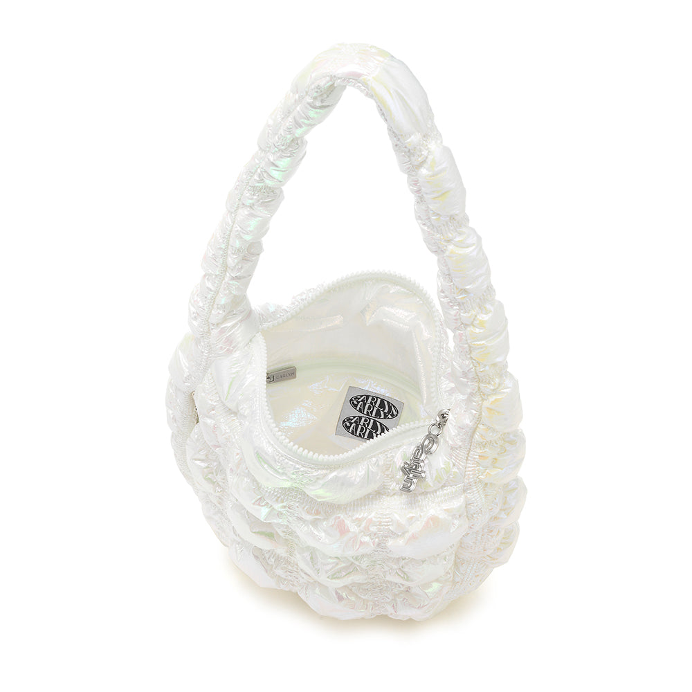Carlyn Soft M